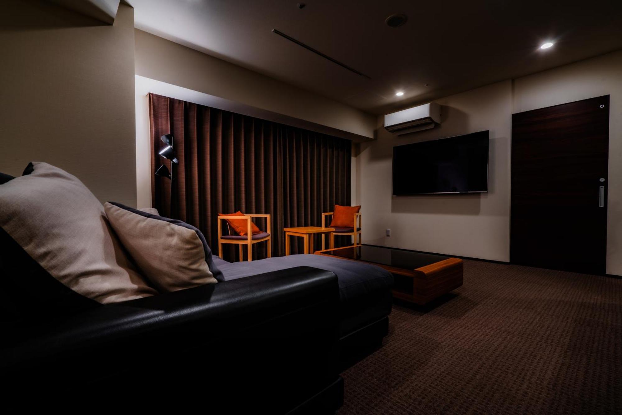 Randor Hotel Sapporo Suites Номер фото A room at the hotel