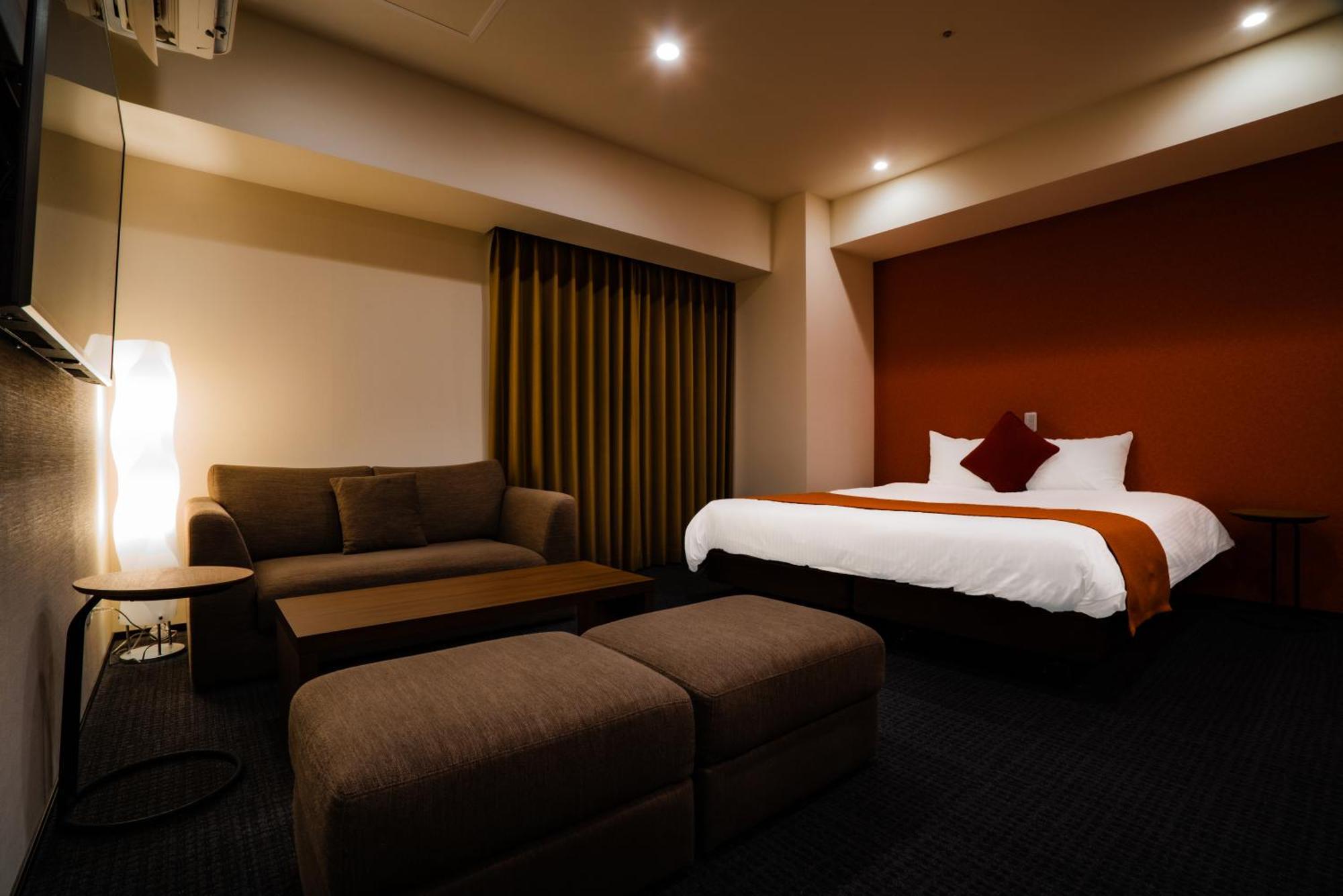 Randor Hotel Sapporo Suites Номер фото A room at the hotel