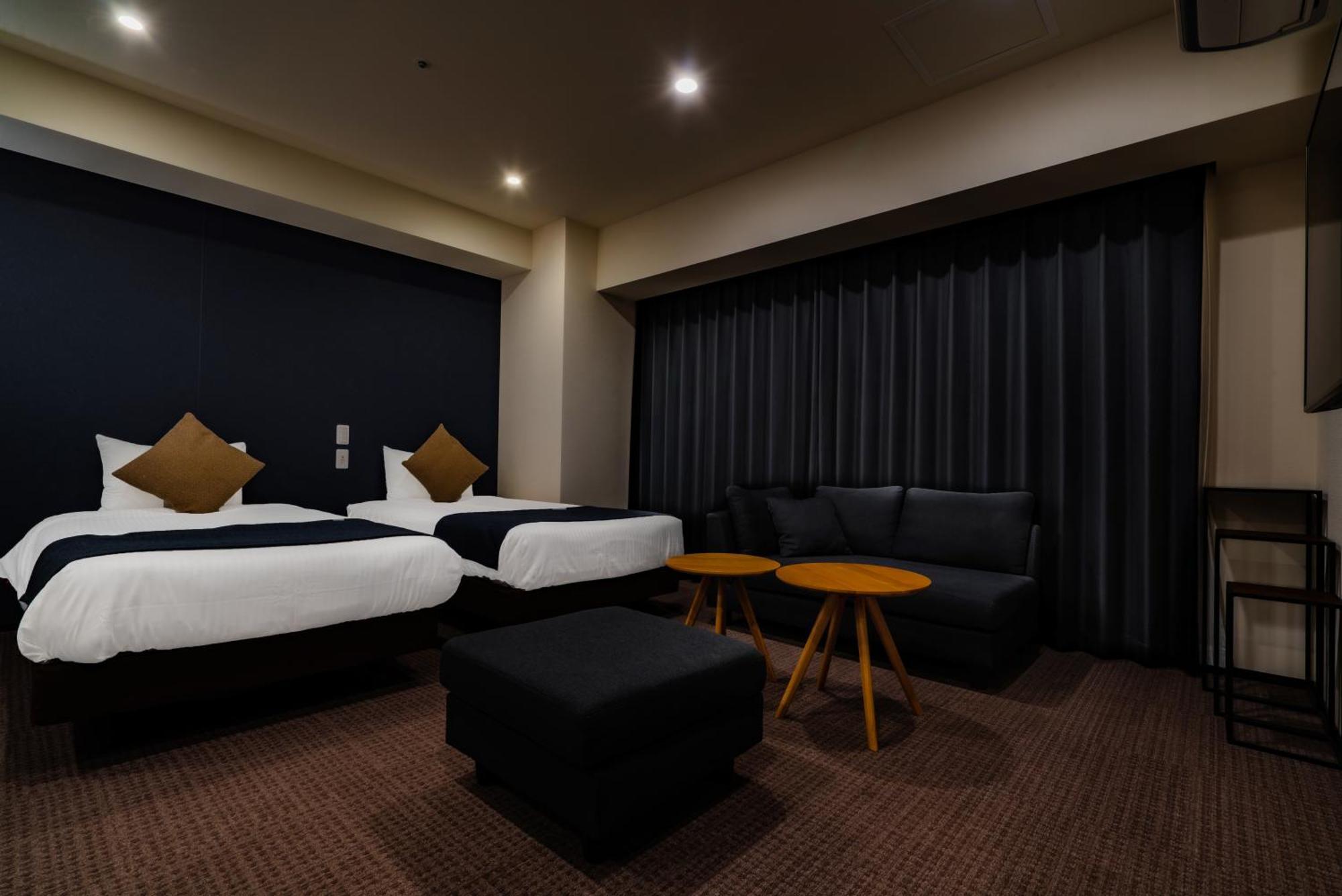 Randor Hotel Sapporo Suites Номер фото A room at the hotel