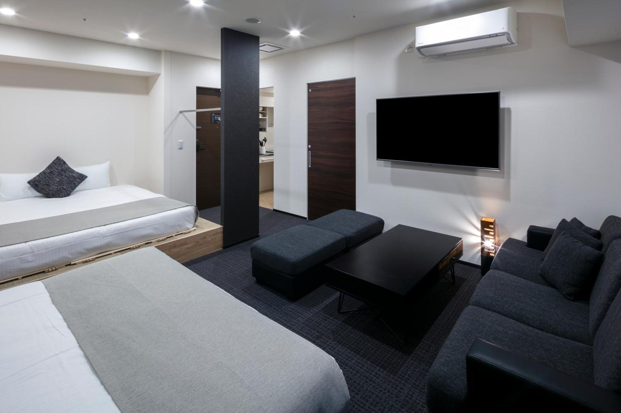 Randor Hotel Sapporo Suites Номер фото A room at the hotel