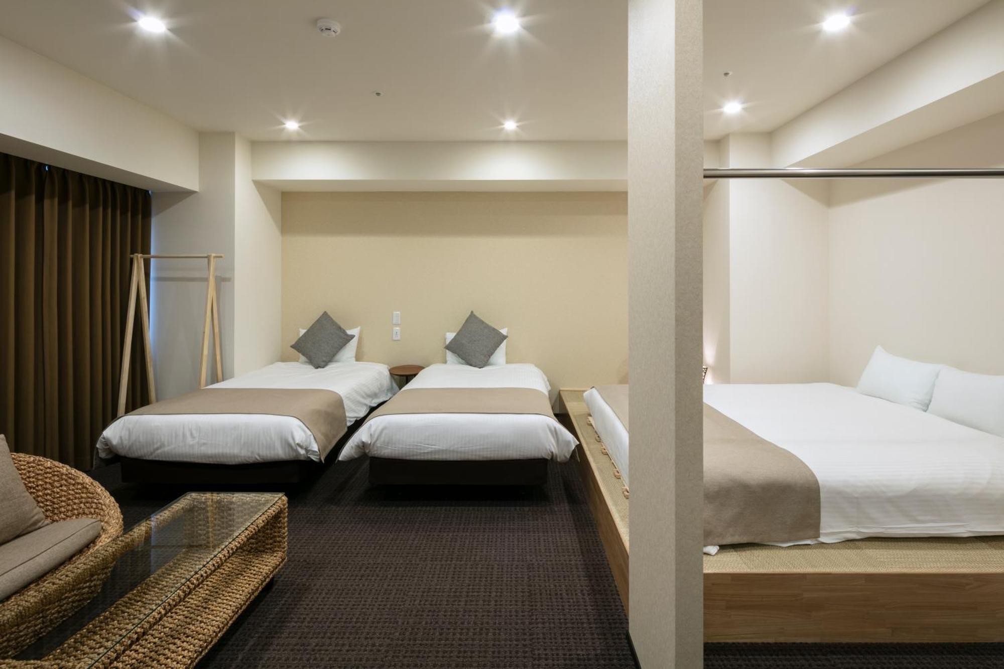 Randor Hotel Sapporo Suites Номер фото A room at the hotel