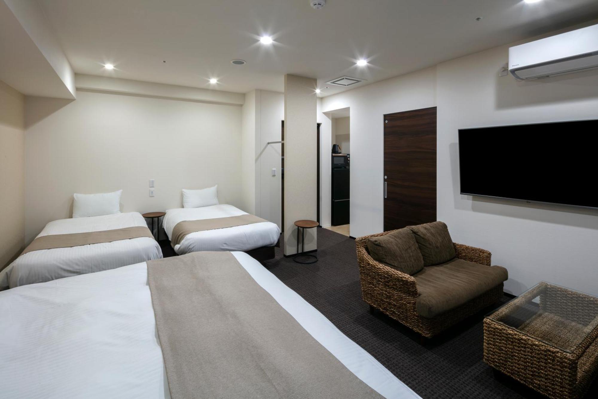 Randor Hotel Sapporo Suites Номер фото A typical room at the hotel