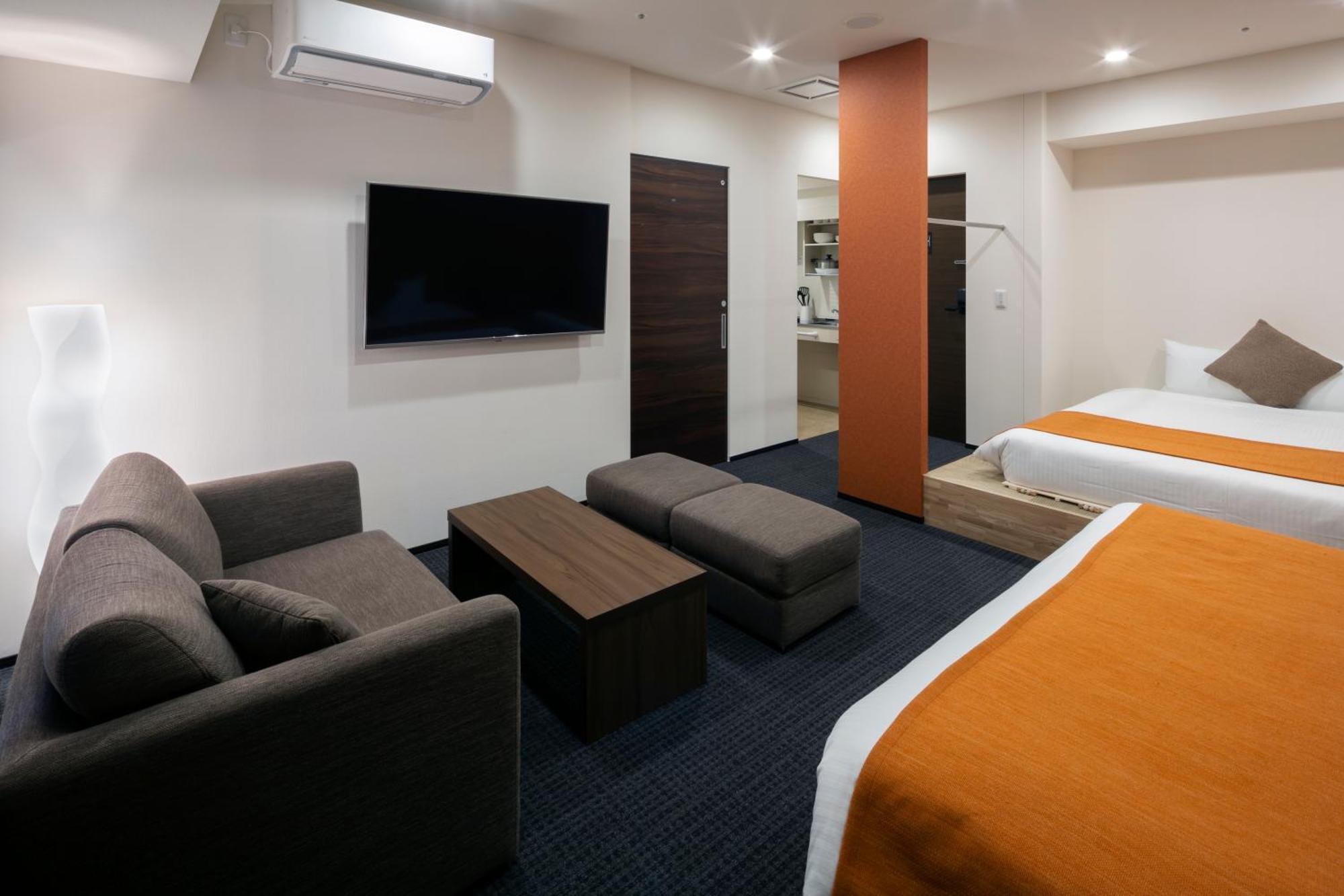 Randor Hotel Sapporo Suites Номер фото A room at the hotel