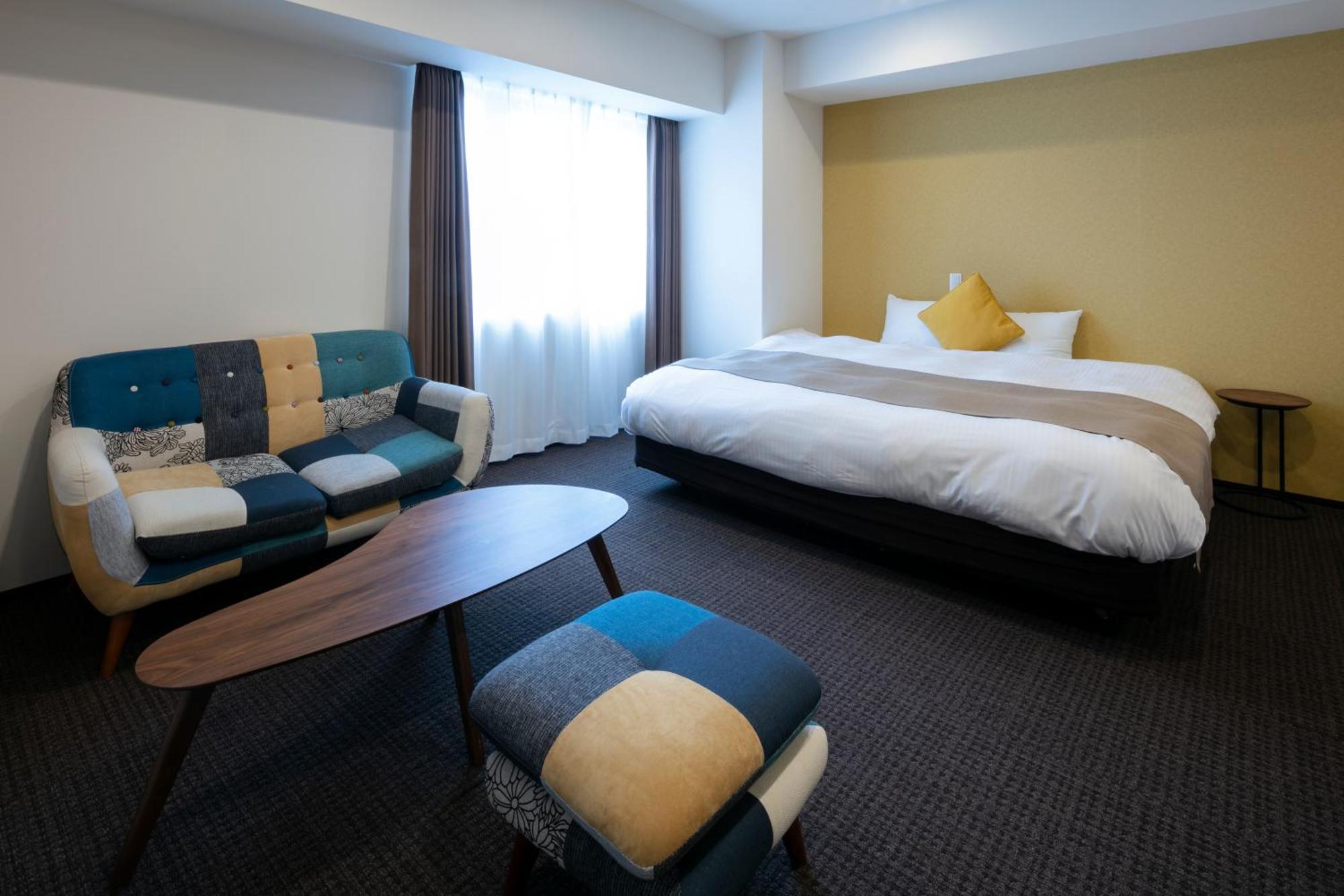Randor Hotel Sapporo Suites Номер фото A room at the hotel