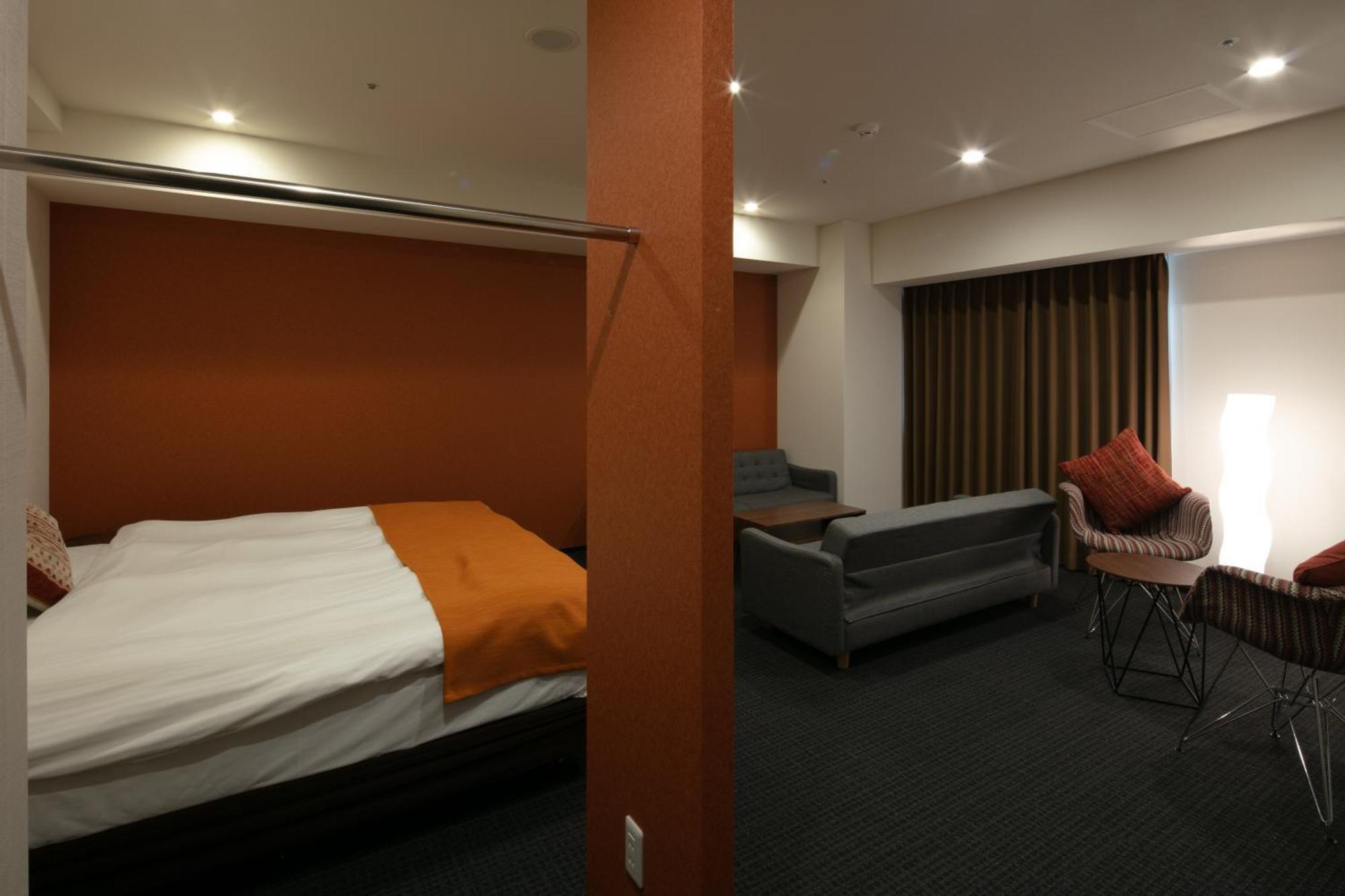 Randor Hotel Sapporo Suites Номер фото A room at the hotel