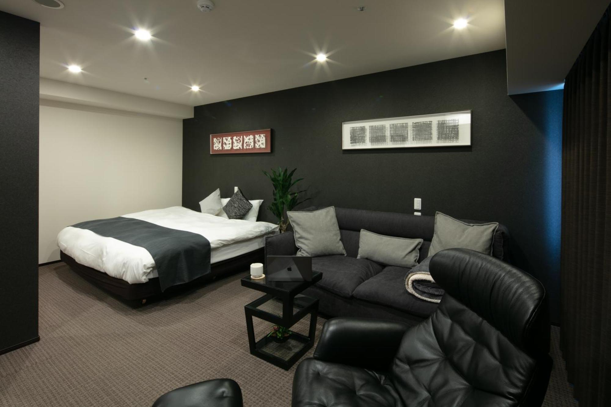 Randor Hotel Sapporo Suites Номер фото A room at a love hotel in Tokyo