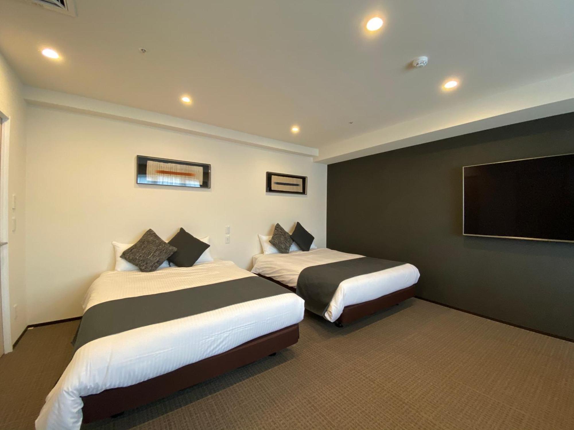 Randor Hotel Sapporo Suites Экстерьер фото A room at the hotel